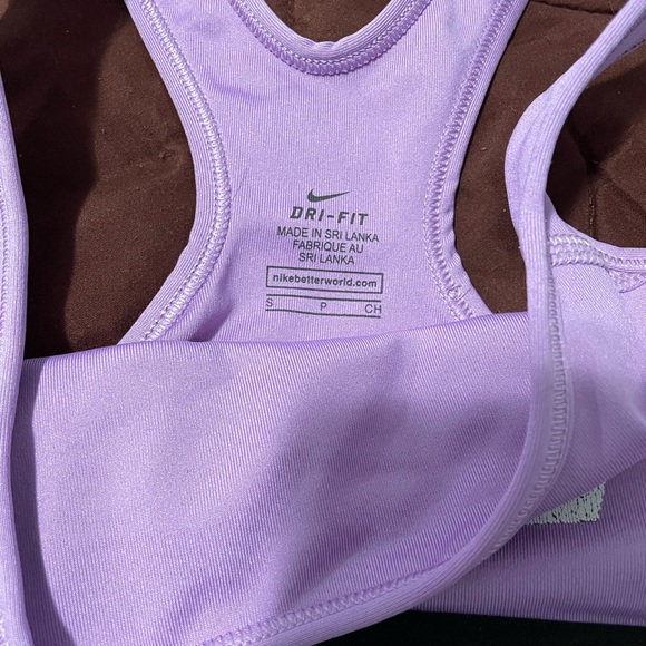Nike bra - Picture 2 of 3